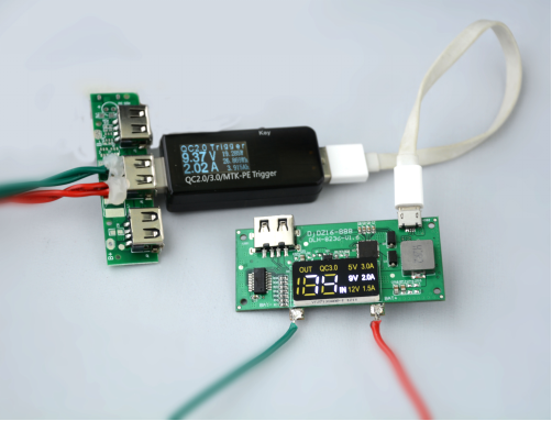 雙向QC3.0快充數(shù)顯移動電源方案