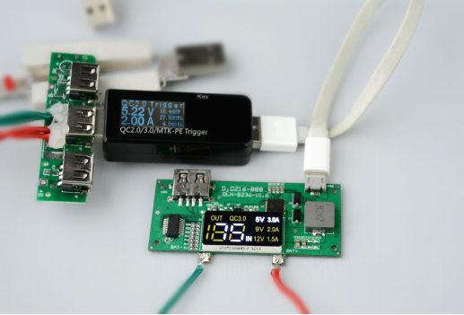 雙向QC3.0快充數(shù)顯移動電源方案